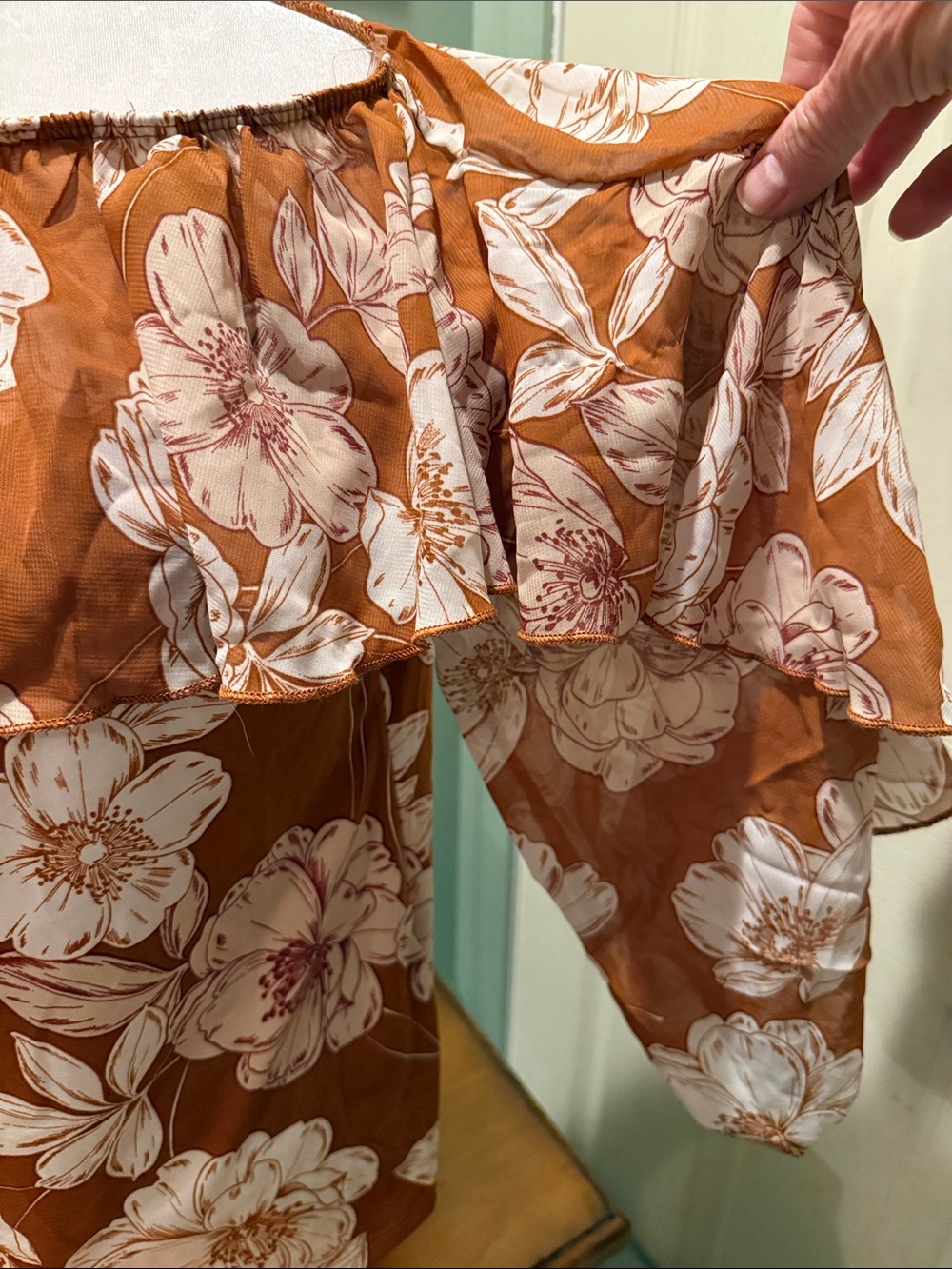 PerSeption Concept Rust Floral Off-Shoulder Ruffle Blouse - Picture 2 of 5